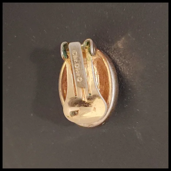 Vintage Christian Dior Single Clip-On Earring, Marked - Picture 6 of 6